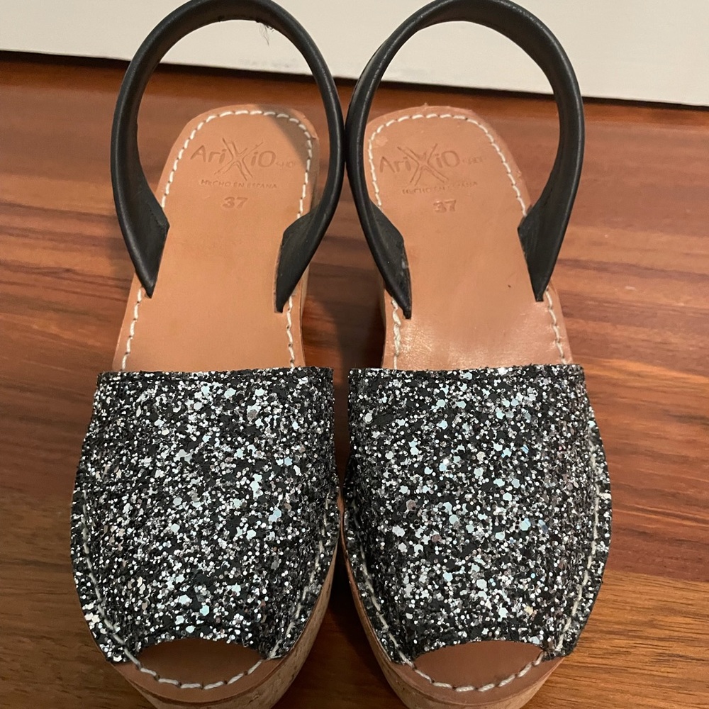 Glitter/Sequin Wedges from Spain - Picture 6 of 6